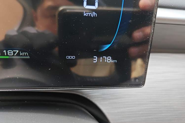 Used BYD Seal 05 DM-i 2025 DM-i Smart Drive 55KM Luxury Model Odometer Close Up