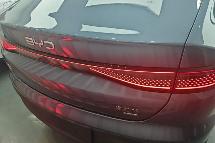 Used BYD Seal 05 DM-i 2025 DM-i Intelligent Drive 120KM Flagship Model Rear