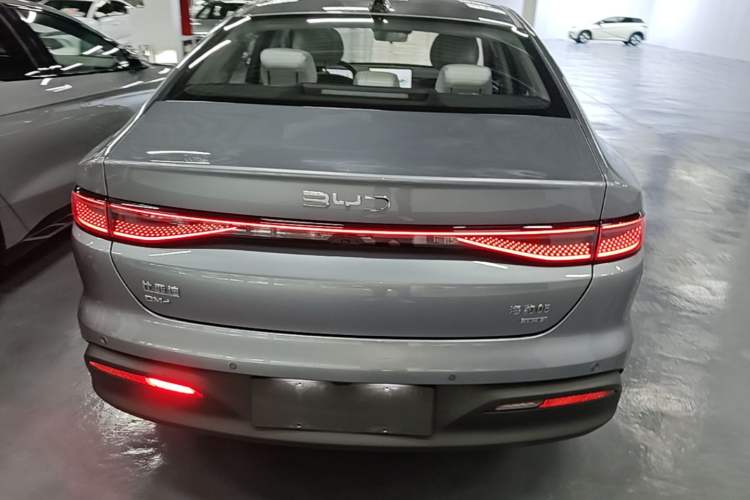 Used BYD Seal 05 DM-i 2025 DM-i Intelligent Drive 120KM Flagship Model Rear