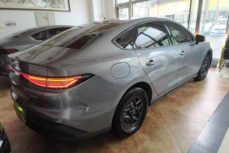 Used BYD Seal 05 DM-i 2025 DM-i Smart Drive 55KM Luxury Model Rear Right 45 Deg