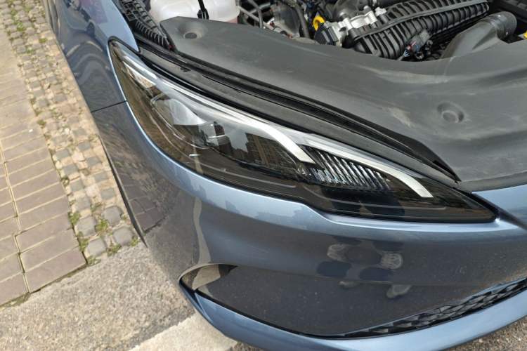 Used BYD Seal 05 DM-i 2025 DM-i Smart Drive 55KM Luxury Model Right Front Headlight