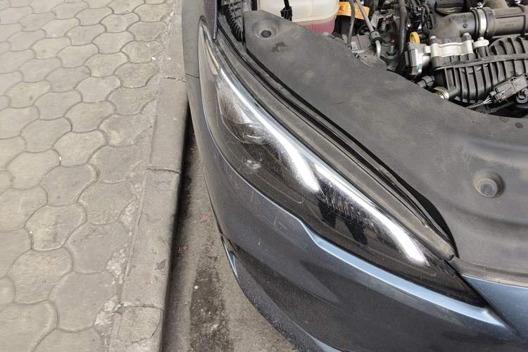 Used BYD Seal 05 DM-i 2025 DM-i Smart Drive 55KM Luxury Model Right Front Headlight