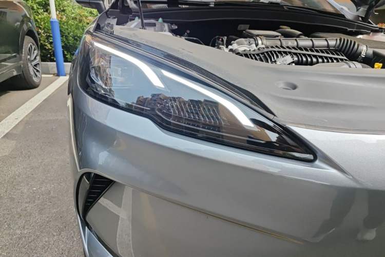 Used BYD Seal 05 DM-i 2025 DM-i Smart Drive 55KM Luxury Model Right Front Headlight