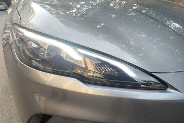Used BYD Seal 05 DM-i 2025 DM-i Smart Drive 55KM Luxury Model Right Front Headlight