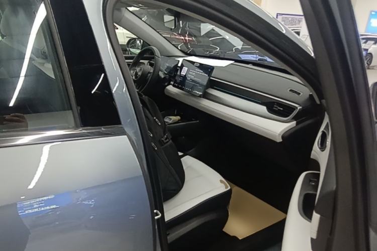 Used BYD Seal 05 DM-i 2025 DM-i Intelligent Drive 120KM Flagship Model Right Front Seat