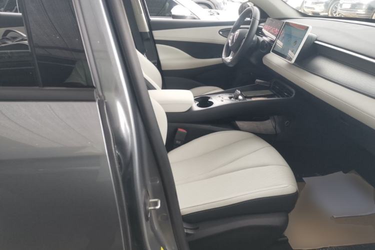 Used BYD Seal 05 DM-i 2025 DM-i Smart Drive 55KM Luxury Model Right Front Seat
