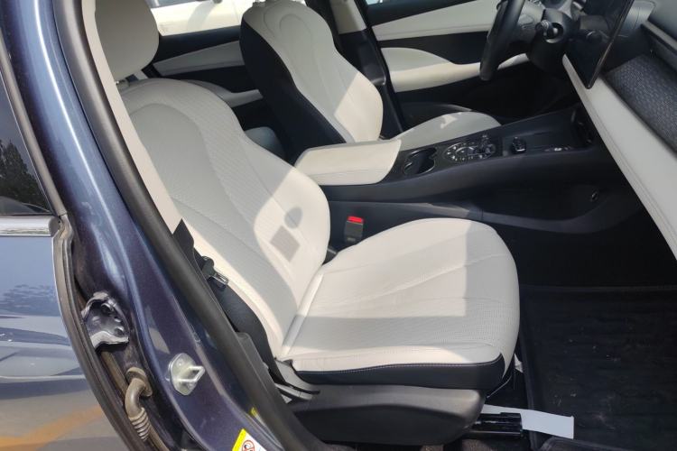Used BYD Seal 05 DM-i 2025 DM-i Intelligent Drive 120KM Flagship Model Right Front Seat