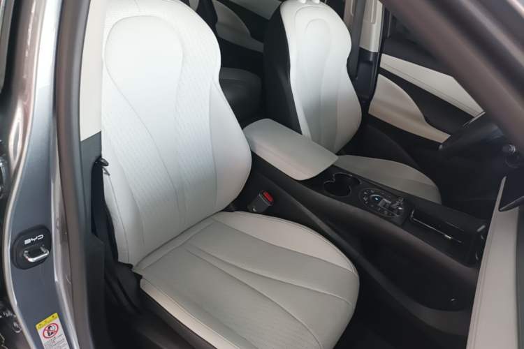Used BYD Seal 05 DM-i 2025 DM-i Smart Drive 55KM Luxury Model Right Front Seat
