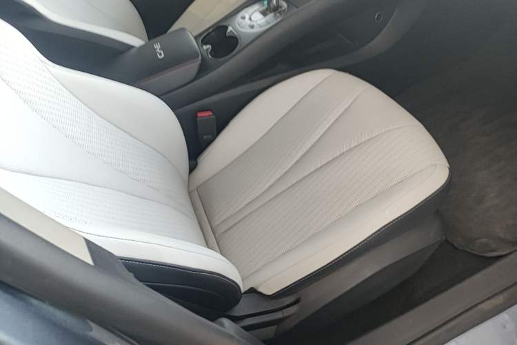 Used BYD Seal 05 DM-i 2025 DM-i Smart Drive 55KM Luxury Model Right Front Seat
