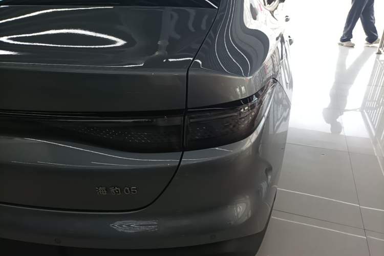 Used BYD Seal 05 DM-i 2025 DM-i Smart Drive 55KM Luxury Model Right Rear Taillight