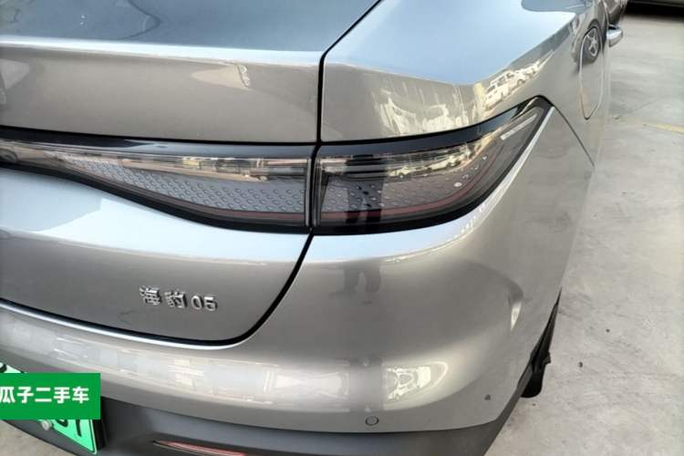 Used BYD Seal 05 DM-i 2025 DM-i Smart Drive 55KM Luxury Model Right Rear Taillight