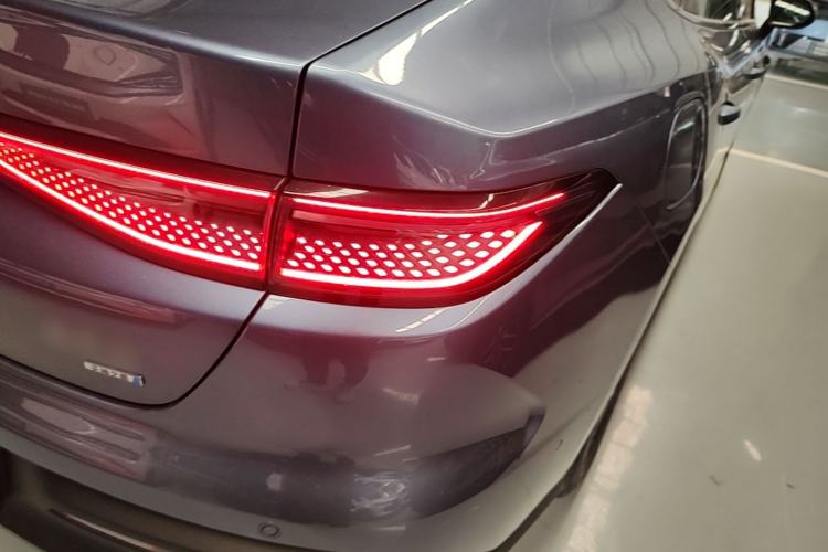 Used BYD Seal 05 DM-i 2025 DM-i Intelligent Drive 120KM Flagship Model Right Rear Taillight