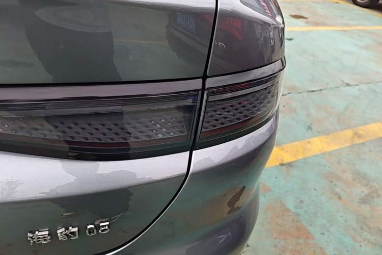 Used BYD Seal 05 DM-i 2025 DM-i Smart Drive 55KM Luxury Model Right Rear Taillight