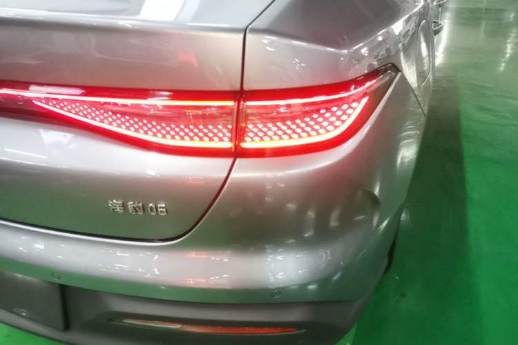Used BYD Seal 05 DM-i 2025 DM-i Smart Drive 55KM Luxury Model Right Rear Taillight