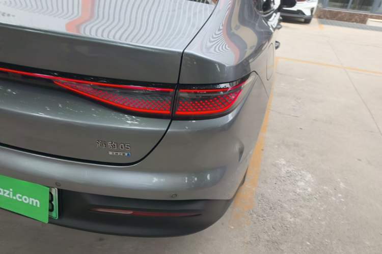 Used BYD Seal 05 DM-i 2025 DM-i Intelligent Drive 120KM Flagship Model Right Rear Taillight