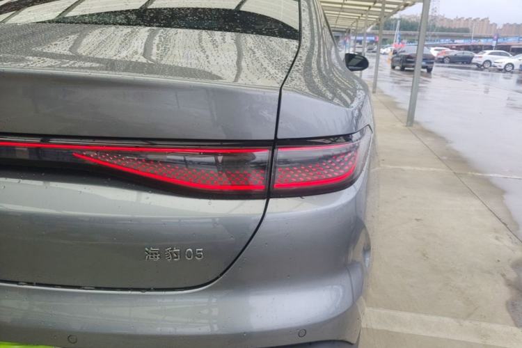 Used BYD Seal 05 DM-i 2025 DM-i Smart Drive 55KM Luxury Model Right Rear Taillight
