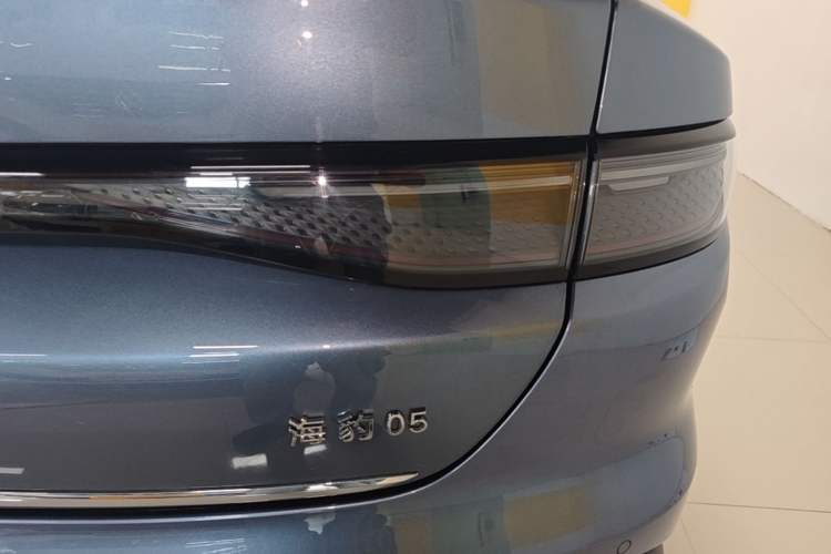 Used BYD Seal 05 DM-i 2025 DM-i Smart Drive 55KM Luxury Model Right Rear Taillight