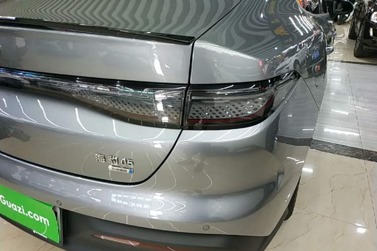 Used BYD Seal 05 DM-i 2025 DM-i Smart Drive 55KM Luxury Model Right Rear Taillight