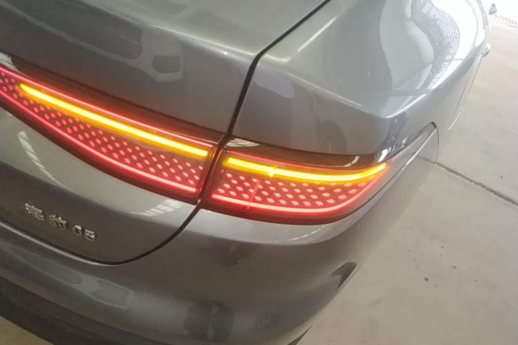 Used BYD Seal 05 DM-i 2025 DM-i Smart Drive 55KM Luxury Model Right Rear Taillight