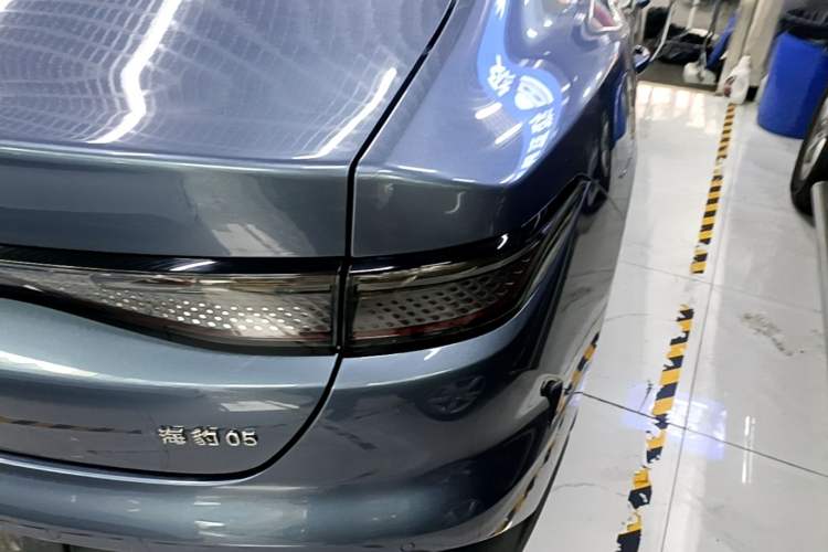 Used BYD Seal 05 DM-i 2025 DM-i Smart Drive 55KM Luxury Model Right Rear Taillight