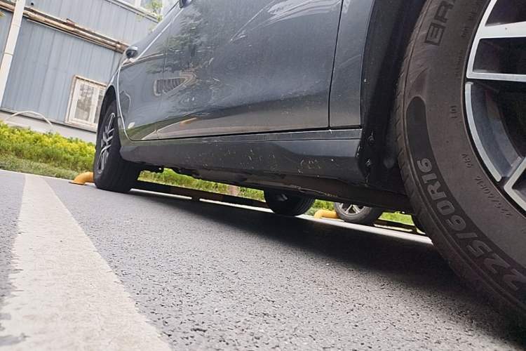 Used BYD Seal 05 DM-i 2025 DM-i Intelligent Drive 120KM Flagship Model Right Side Sill