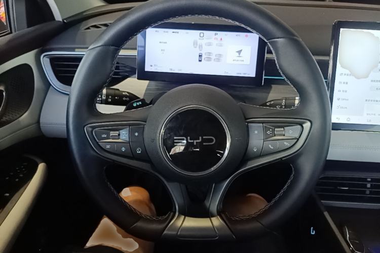 Used BYD Seal 05 DM-i 2025 DM-i Intelligent Drive 120KM Flagship Model Steering Wheel