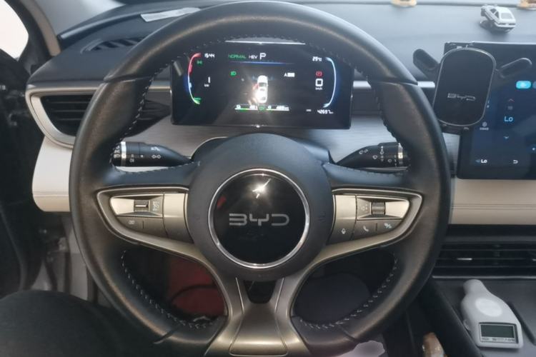 Used BYD Seal 05 DM-i 2025 DM-i Smart Drive 55KM Luxury Model Steering Wheel