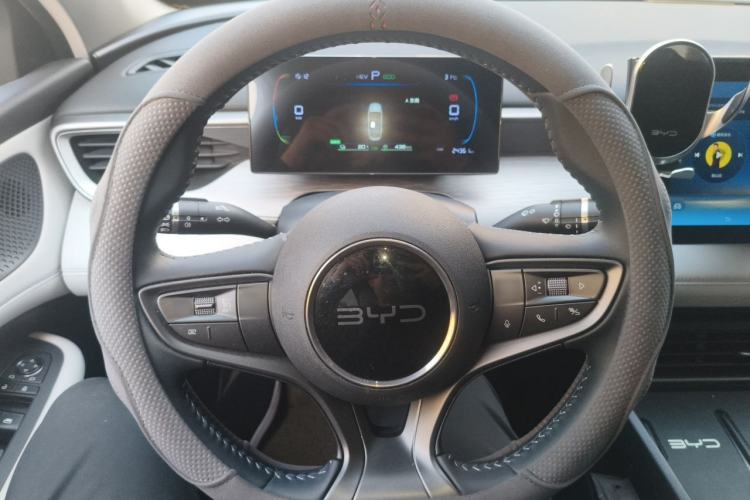 Used BYD Seal 05 DM-i 2025 DM-i Smart Drive 55KM Luxury Model Steering Wheel