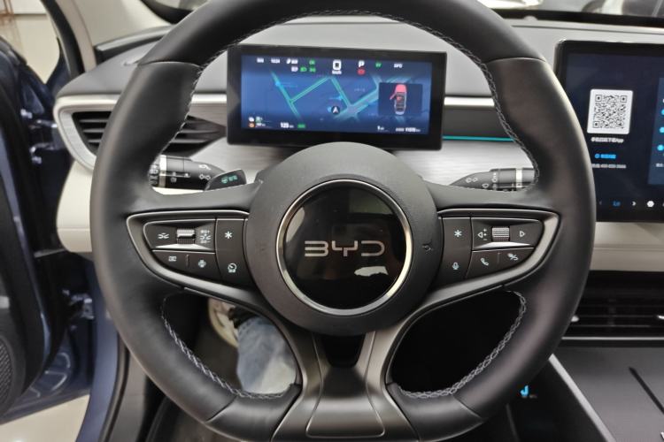 Used BYD Seal 05 DM-i 2025 DM-i Intelligent Drive 120KM Flagship Model Steering Wheel