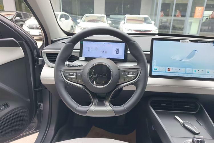 Used BYD Seal 05 DM-i 2025 DM-i Intelligent Drive 120KM Flagship Model Steering Wheel