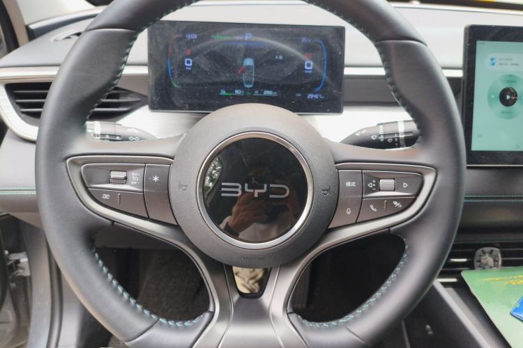 Used BYD Seal 05 DM-i 2025 DM-i Smart Drive 55KM Luxury Model Steering Wheel