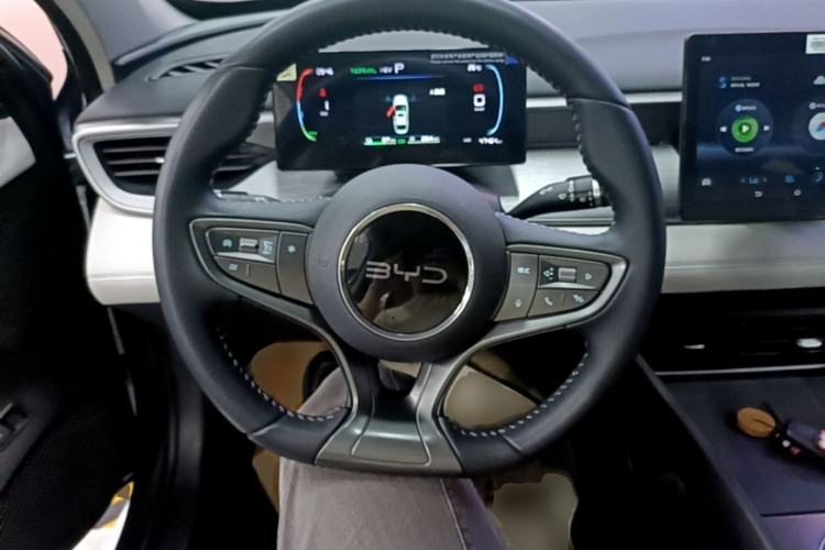 Used BYD Seal 05 DM-i 2025 DM-i Smart Drive 55KM Luxury Model Steering Wheel