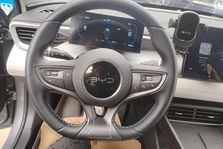 Used BYD Seal 05 DM-i 2025 DM-i Smart Drive 55KM Luxury Model Steering Wheel