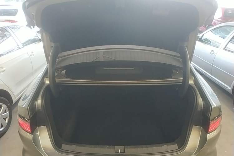 Used BYD Seal 05 DM-i 2025 DM-i Smart Drive 55KM Luxury Model Trunk