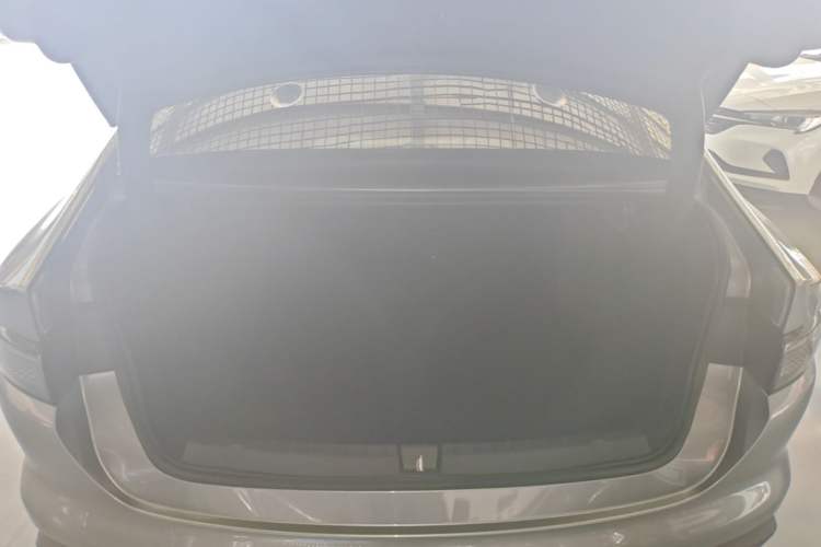 Used BYD Seal 05 DM-i 2025 DM-i Smart Drive 55KM Luxury Model Trunk