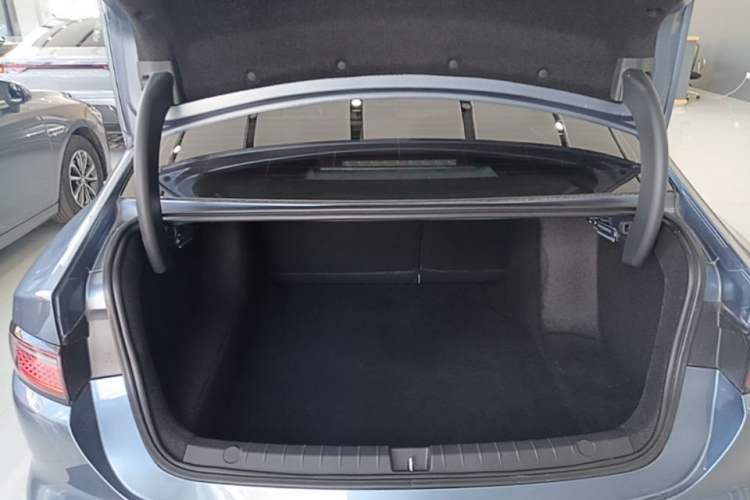 Used BYD Seal 05 DM-i 2025 DM-i Smart Drive 55KM Luxury Model Trunk