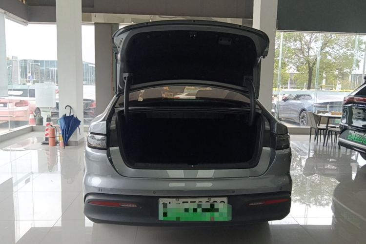 Used BYD Seal 05 DM-i 2025 DM-i Intelligent Drive 120KM Flagship Model Trunk