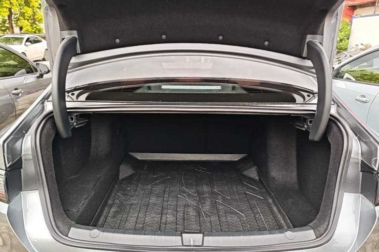Used BYD Seal 05 DM-i 2025 DM-i Smart Drive 55KM Luxury Model Trunk
