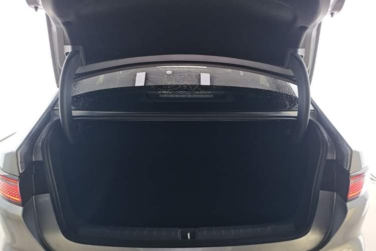 Used BYD Seal 05 DM-i 2025 DM-i Smart Drive 55KM Luxury Model Trunk