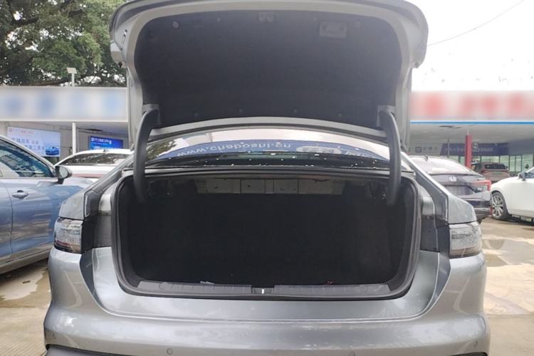 Used BYD Seal 05 DM-i 2025 DM-i Smart Drive 55KM Luxury Model Trunk