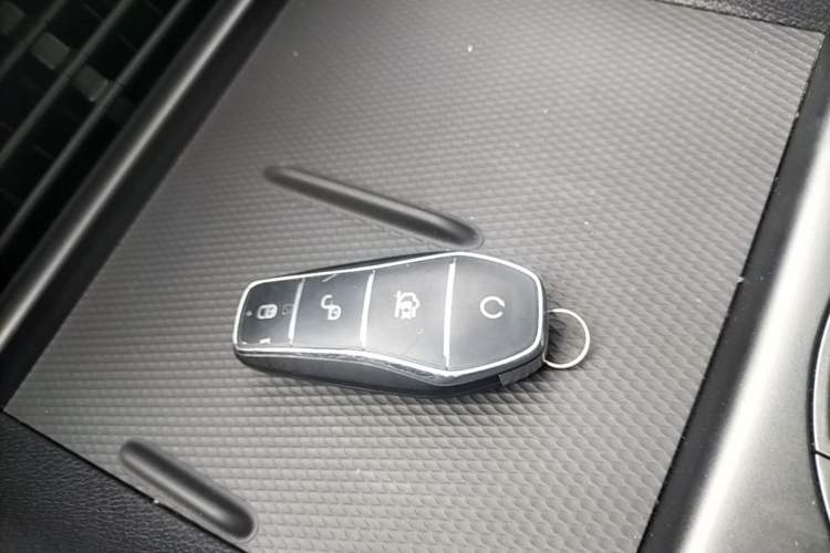 Used BYD Seal 05 DM-i 2025 DM-i Smart Drive 55KM Luxury Model Vehicle Key