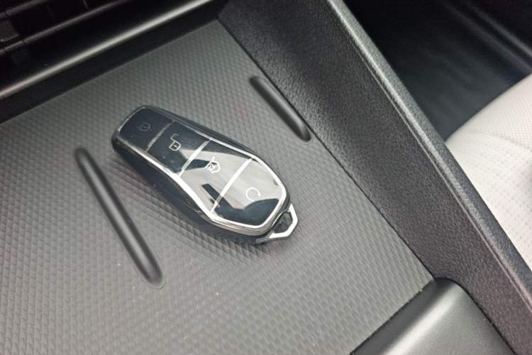 Used BYD Seal 05 DM-i 2025 DM-i Smart Drive 55KM Luxury Model Vehicle Key