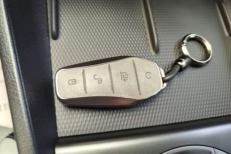Used BYD Seal 05 DM-i 2025 DM-i Smart Drive 55KM Luxury Model Vehicle Key