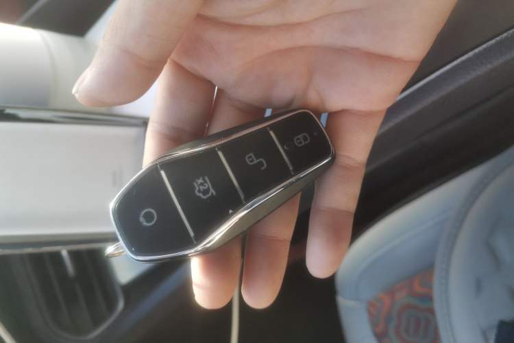 Used BYD Seal 05 DM-i 2025 DM-i Smart Drive 55KM Luxury Model Vehicle Key