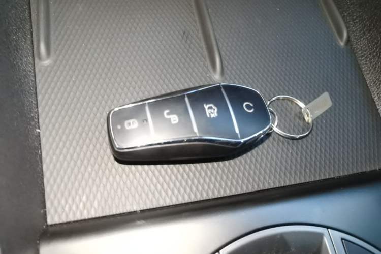 Used BYD Seal 05 DM-i 2025 DM-i Intelligent Drive 120KM Flagship Model Vehicle Key