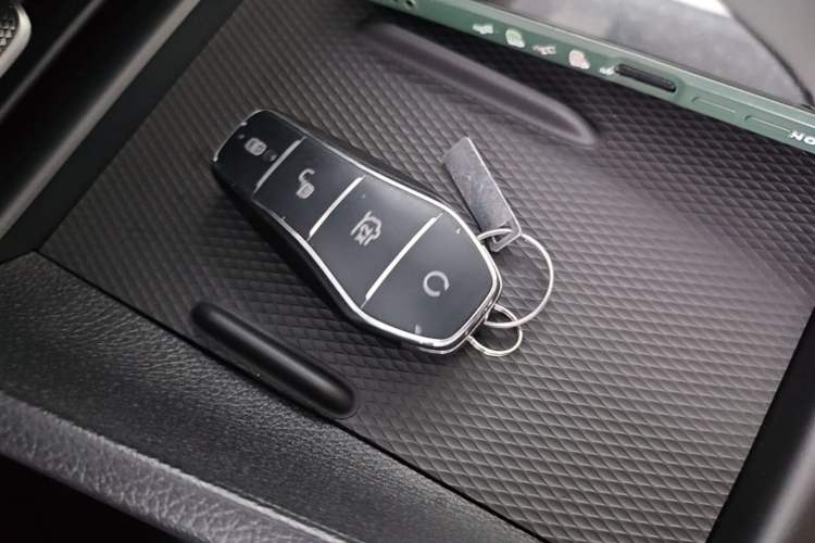 Used BYD Seal 05 DM-i 2025 DM-i Smart Drive 55KM Luxury Model Vehicle Key