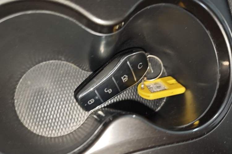 Used BYD Seal 05 DM-i 2025 DM-i Intelligent Drive 120KM Flagship Model Vehicle Key