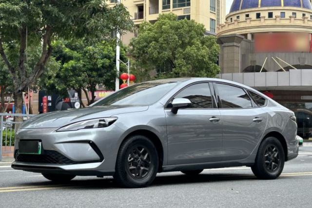 BYD Seal 05 DM-i 2025 DM-i Smart Drive 55KM Luxury Model usata