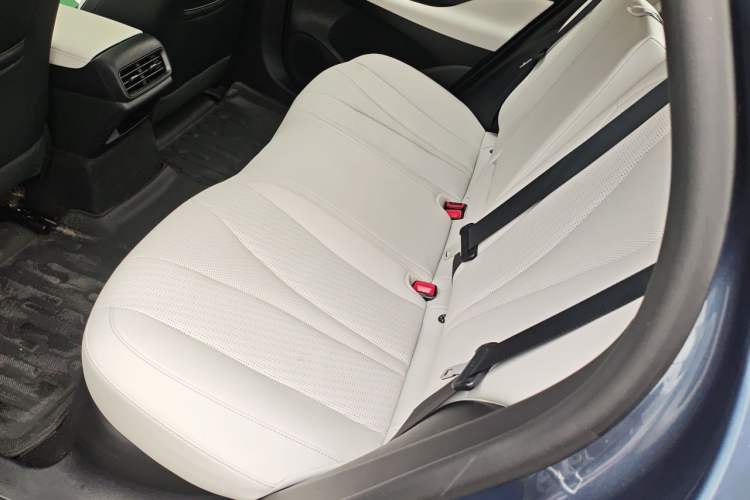 Used BYD Seal 05 DM-i 2025 DM-i Intelligent Drive 120KM Flagship Model Left Rear Seat