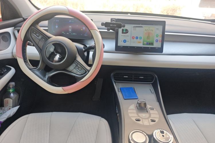 Used BYD Seal 05 DM-i 2025 DM-i Smart Drive 55KM Luxury Model Center Console